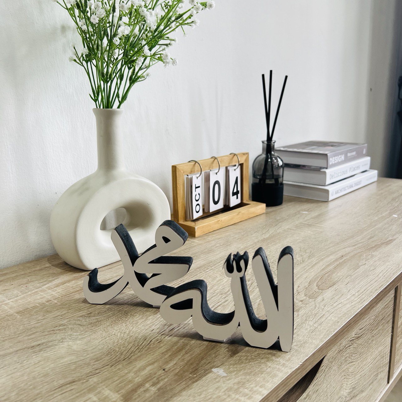 Standee Allah Muhammad